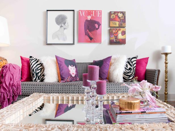 Modern Black-and-White Living Room With Bright Pink Accents and Traditional Coffee Table Modern Black-and-White Living Room With Bright Pink Accents and Traditional Coffee Table