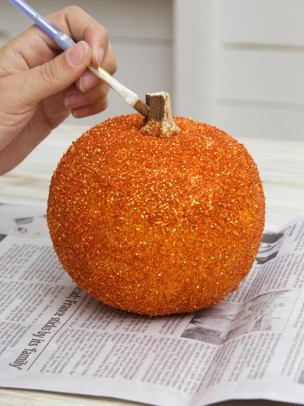Paint the Pumpkin Stem Step 5 Paint the Pumpkin Stem Step 5
