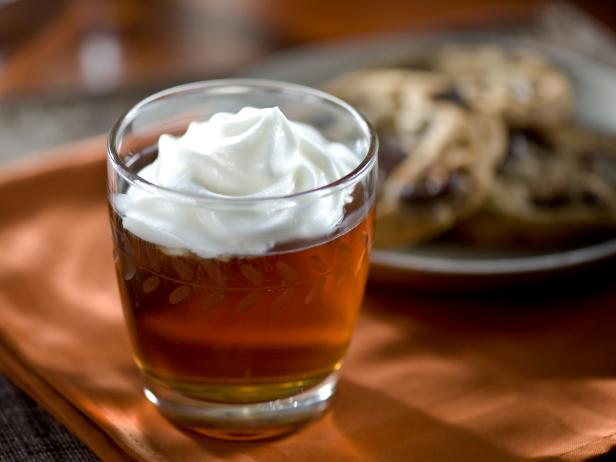 Serve a Taste of Italy with an Arturo's Positano Winter Sunset Drink Serve a Taste of Italy with an Arturo's Positano Winter Sunset Drink