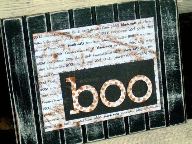 Boo! Beadboard Sign for Halloween Boo! Beadboard Sign for Halloween