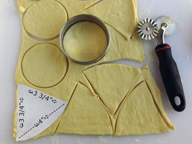 Witch Hat Rolls Step 1