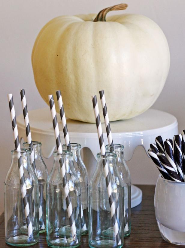 Halloween Treat Table