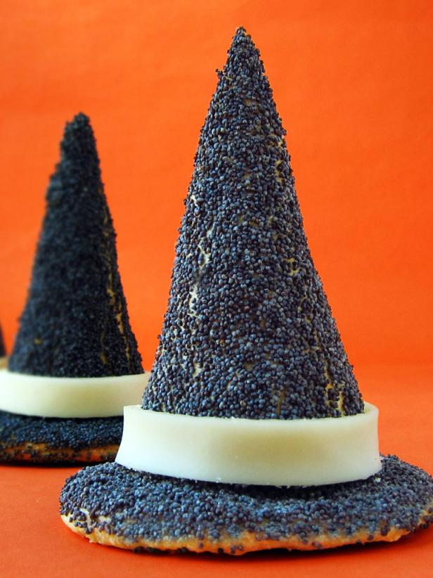 Witch Hat Rolls Beauty Shot