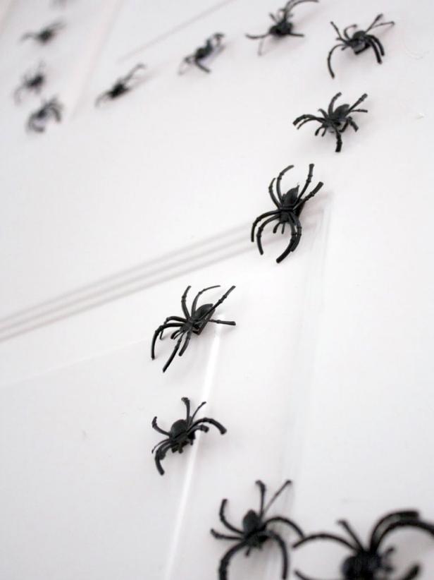 If you don't have a magnetic door, use your fridge, stove or any other metal surface!