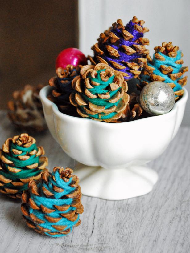 Yarn-Wrapped Pinecones for the Holidays Yarn-Wrapped Pinecones for the Holidays