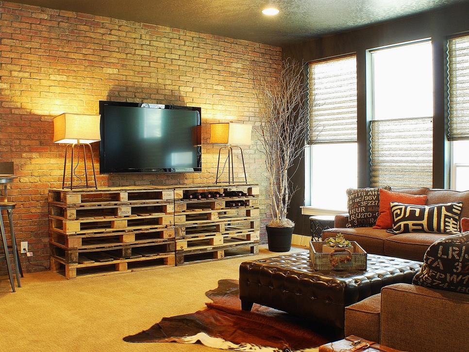 Rustic Living Room With Custom Pallet Table and Brick Wall