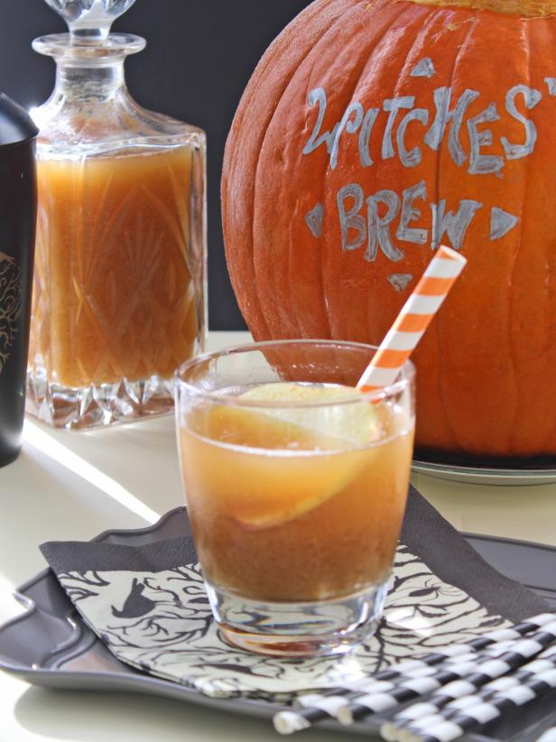 Pumpkin Spice Halloween Punch Recipe | HGTV