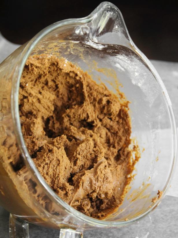 For making the gingerbread house dough, you will need the following ingredients: flour, ginger, cinnamon, baking soda, salt, unsalted butter, light brown sugar, molasses, an egg and vanilla extract.