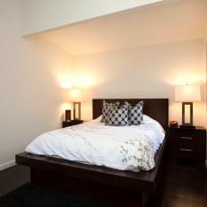 Minimalist Bedroom With Sleek Platform Bed