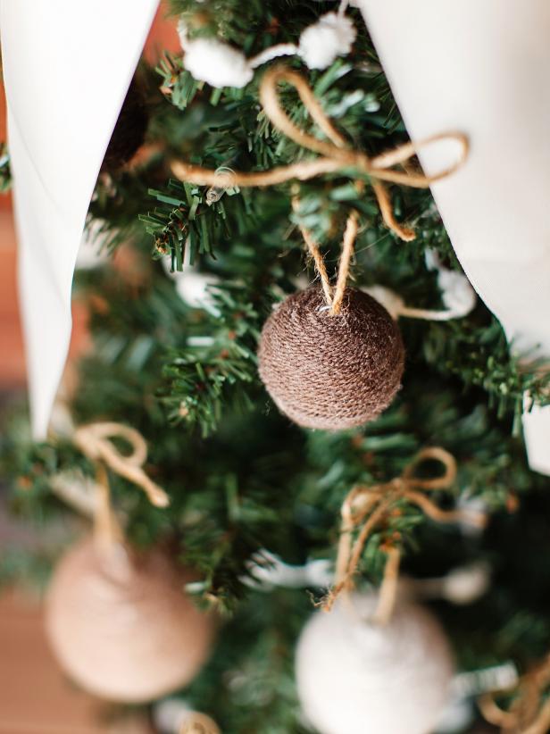 christmas kids craft yarn ball ornaments hgtv christmas kids craft yarn ball ornaments hgtv