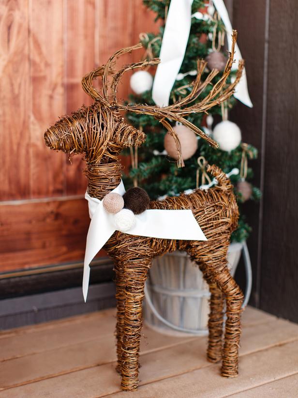 Holiday Twig Reindeer Holiday Twig Reindeer