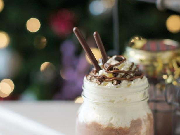 Hot cocoa warms even the chilliest of holidays. Share the warmth this season with everything your gift recipient needs for a decadent hazelnut hot cocoa.