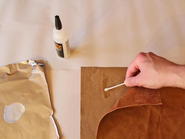 Apply Glue to Kraft Paper