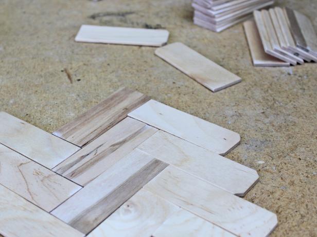 Assemble the DIY Herringbone Table Runner Assemble the DIY Herringbone Table Runner