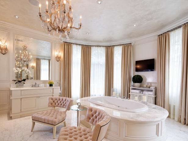 Elegant Master Bathroom With Marble Floors Elegant Master Bathroom With Marble Floors