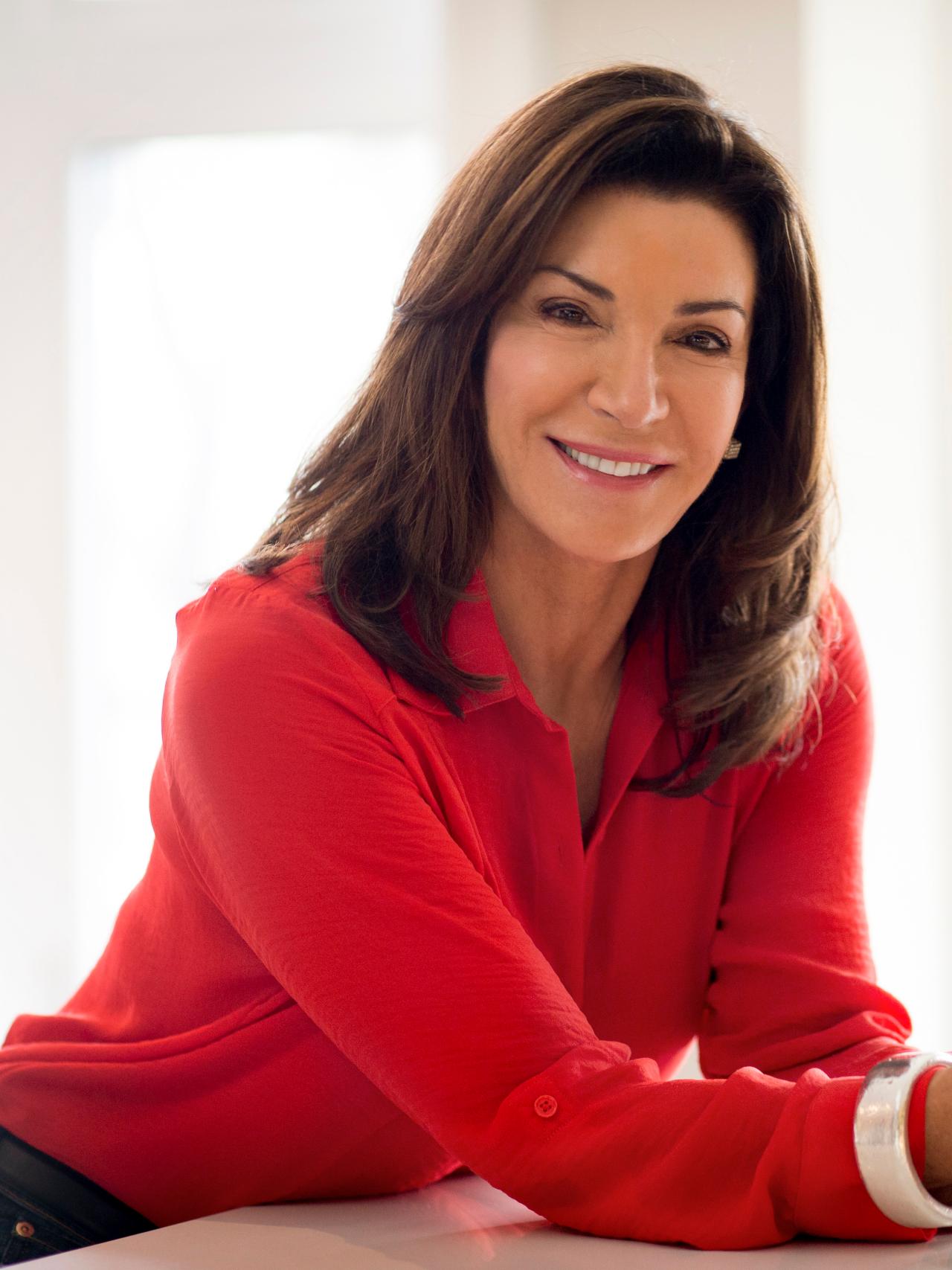 Hilary Farr Bio Hilary Farr HGTV