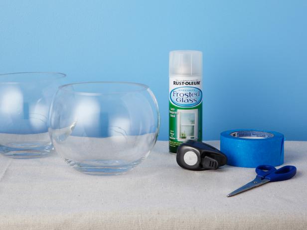 Step-by-Step: Frosted Polka-Dot Vases Step-by-Step: Frosted Polka-Dot Vases