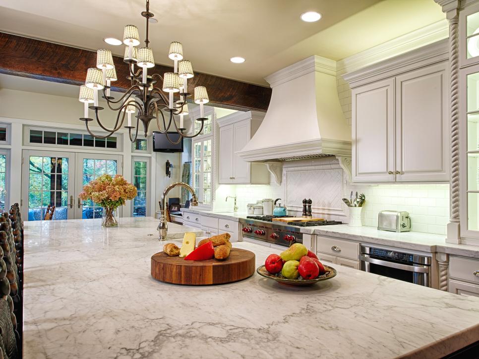 White Traditional Kitchen With Massive Island