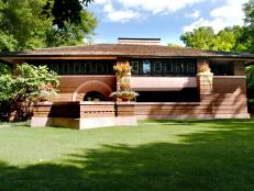 Boxy, low-slung prairie architecture was originated by Frank Lloyd Wright in the Midwest.