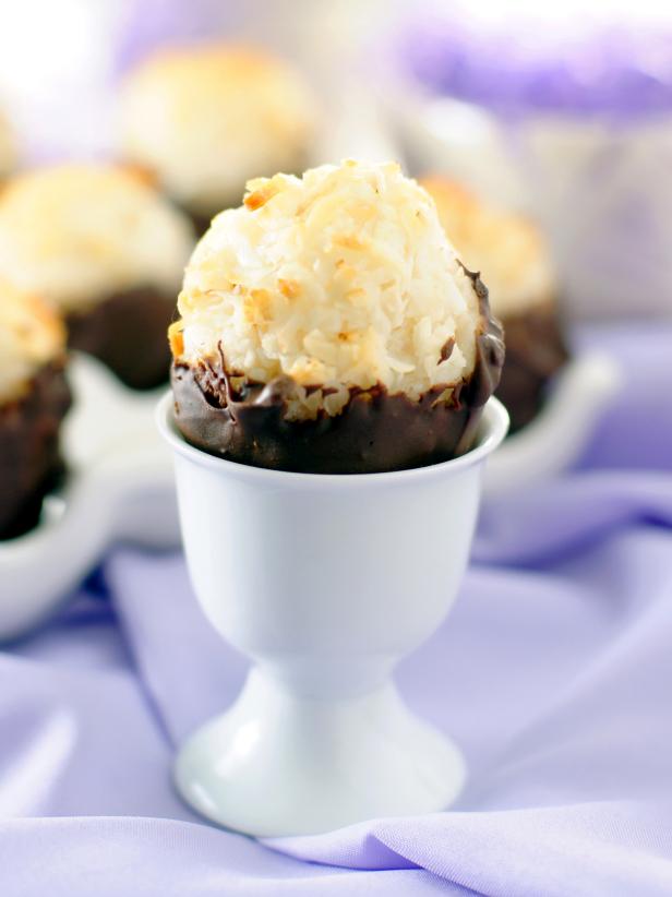 Original_Sam-Henderson-Easter-Egg-Macaroons-Beauty2_s3x4 Original_Sam-Henderson-Easter-Egg-Macaroons-Beauty2_s3x4