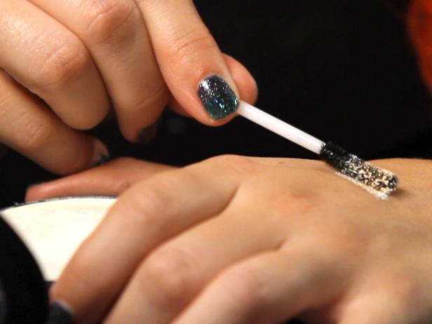 Dip mascara wand or finger into foundation mixture and cover eyebrows as well, making sure to cover them completely.
