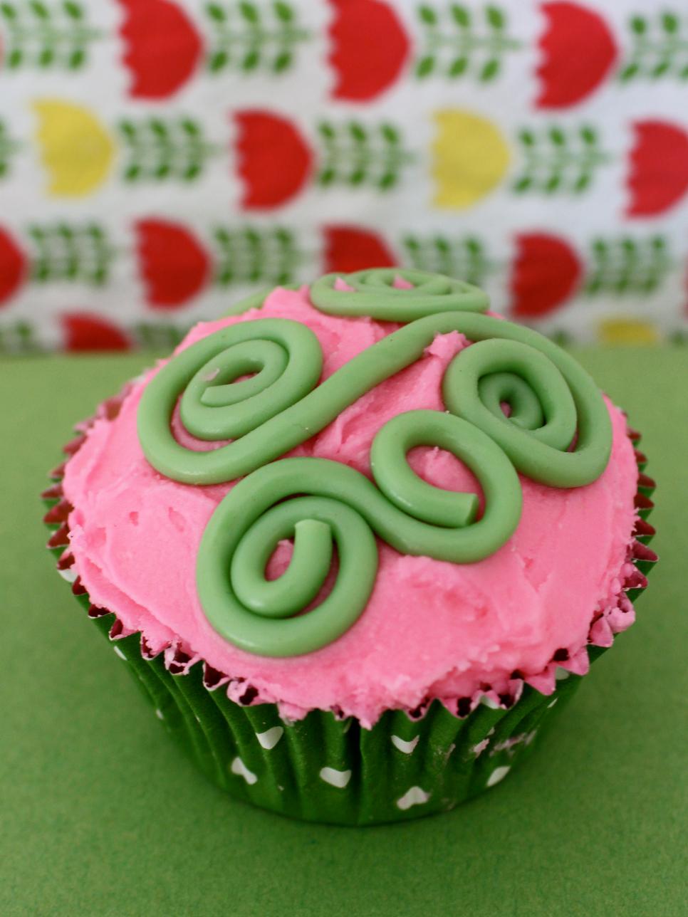 14 Easy Easter Cupcake Decorating Ideas | HGTV