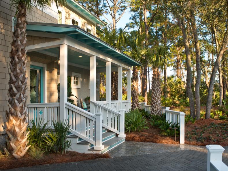 Florida Coastal Home Front Yard and Porch