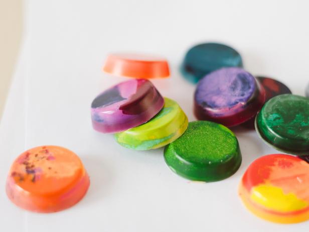 Gather broken, forgotten crayons and transform them into colorful new treasures that fit perfectly in the hands of even the smallest artists.