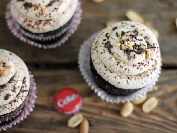 Coca-Cola Cupcake with Peanut Better Icing Coca-Cola Cupcake with Peanut Better Icing