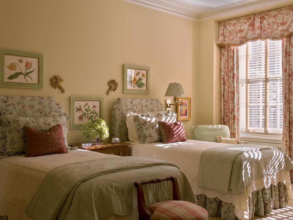 Pink and Green Guest Bedroom with Twin Beds