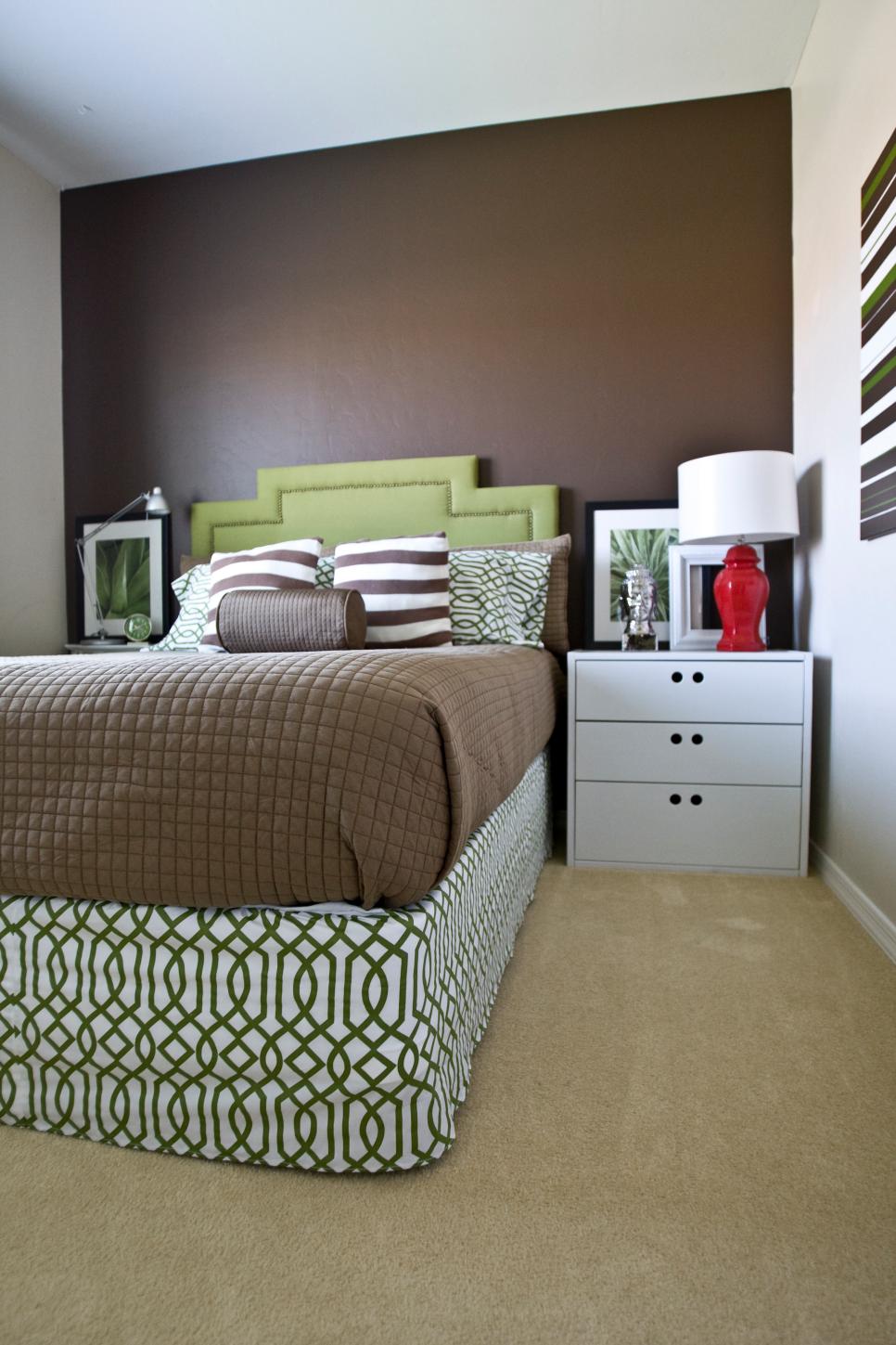 Contemporary Brown and Green Bedroom Contemporary Brown and Green Bedroom