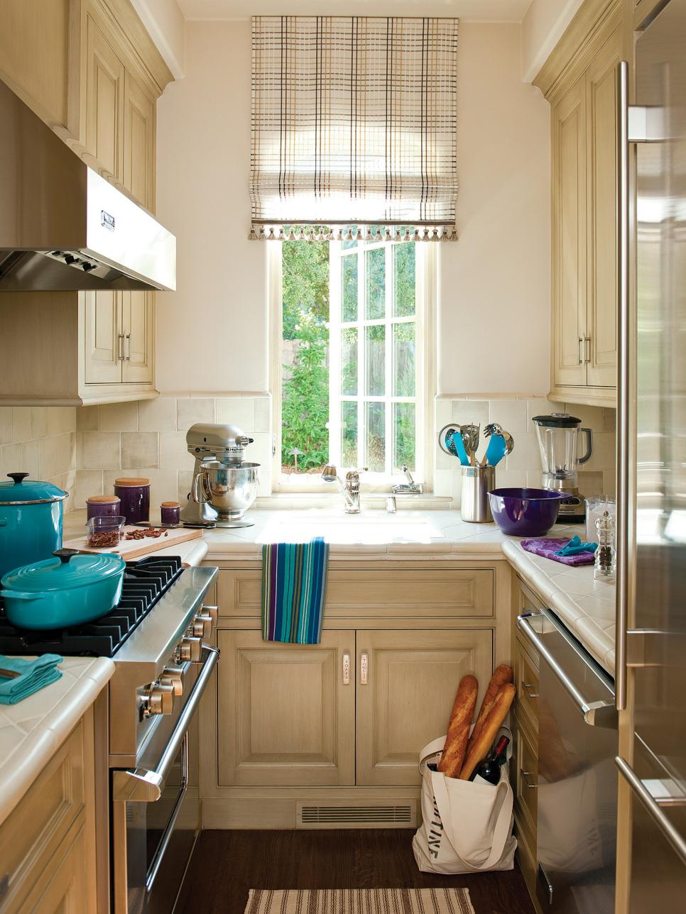 Desain Dapur Kecil Yang Efisien Dan Cantik Untuk Rumah Mungilmu Furnizing