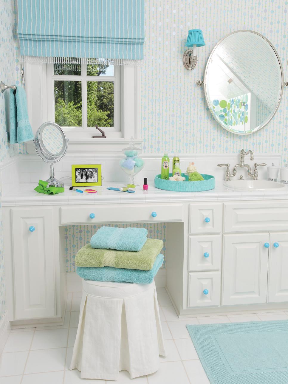 White and Turquoise Bathroom With Vanity Stool and Roman Shade