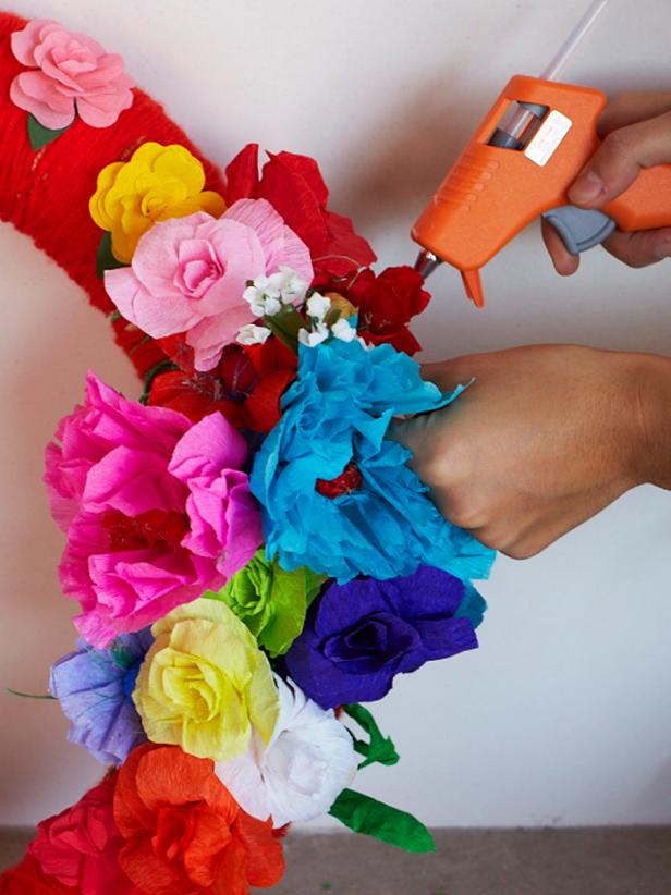 Original_Camille-Styles-Flower-Wreath-Step5_v Original_Camille-Styles-Flower-Wreath-Step5_v