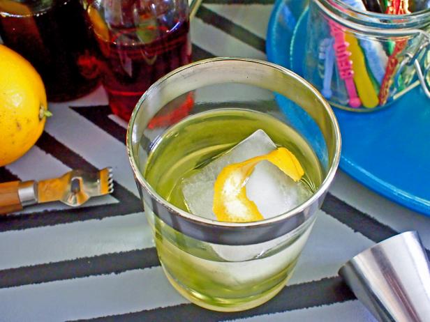 White Negroni Cocktail White Negroni Cocktail