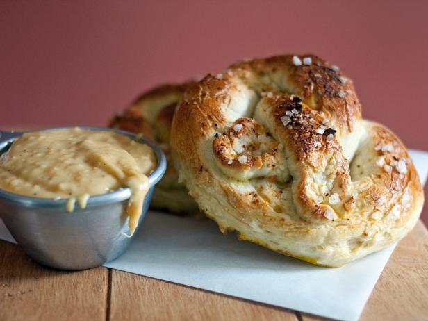 Pub-Style Pretzels and Beer Cheese Pub-Style Pretzels and Beer Cheese