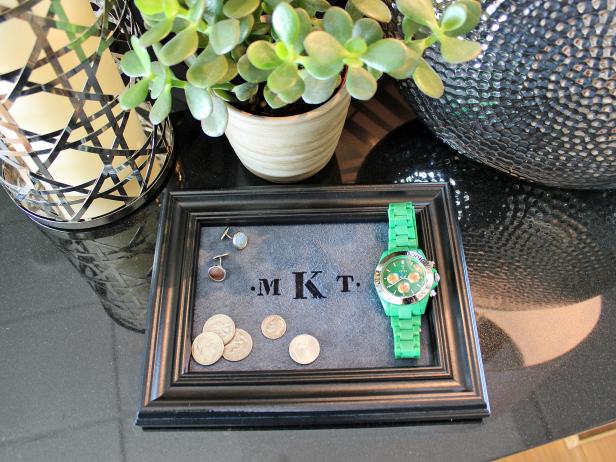 Monogrammed Men's Leather Valet Monogrammed Men's Leather Valet
