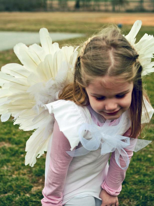 Little Girl With Wings for DIY Halloween Outfit