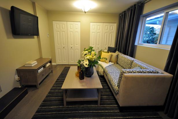 Lavish Lounge Area Lavish Lounge Area