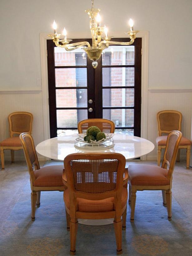 Eye-Catching Dining Room