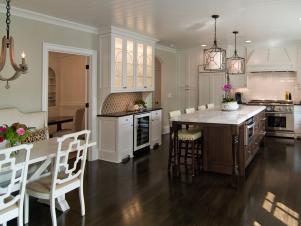 CI-Carolina-Design-Accosiates-white-kitchen-dining-room_s4x3