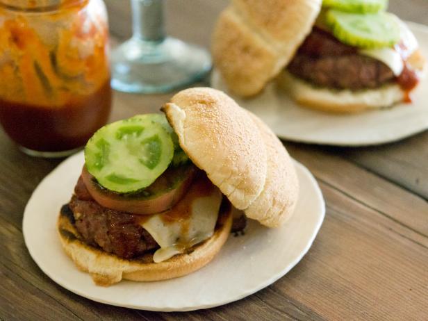 50/50 Bacon Beef Burger 50/50 Bacon Beef Burger