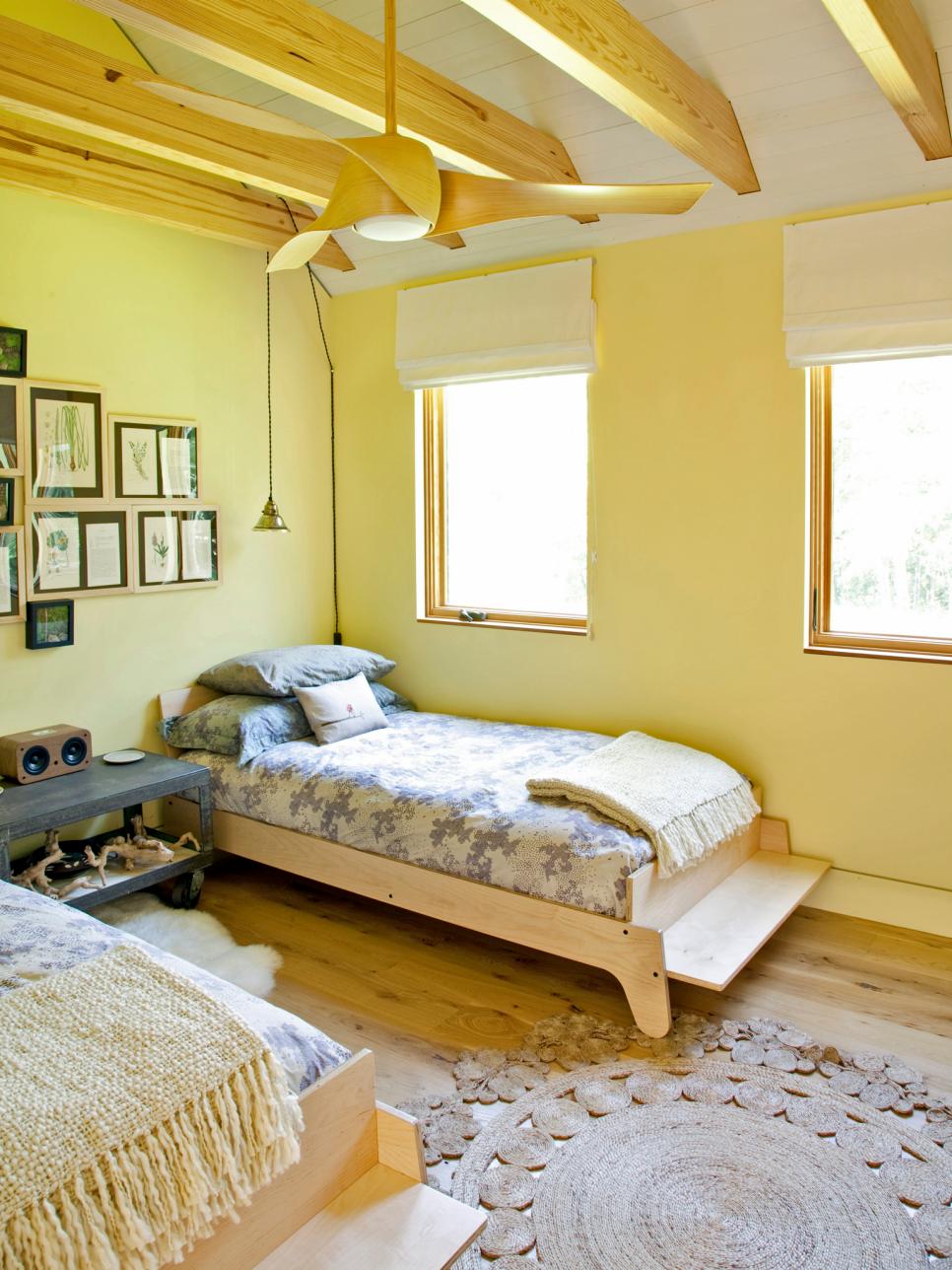 Minimalist Yellow Bedroom with Simple Decor