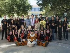 David Bromstad and Tiffany Brooks with Students