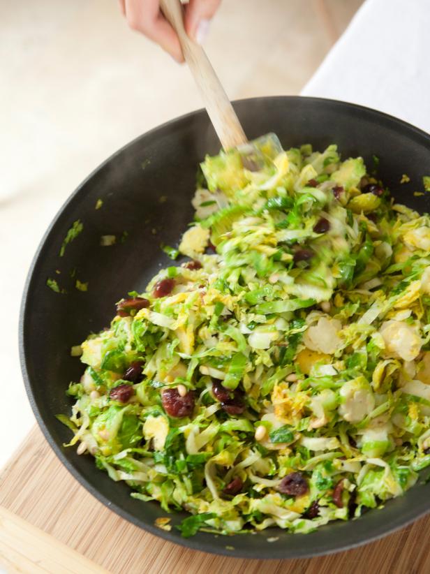 Sauteed Brussels Sprouts With Cranberries and Pine Nuts Sauteed Brussels Sprouts With Cranberries and Pine Nuts