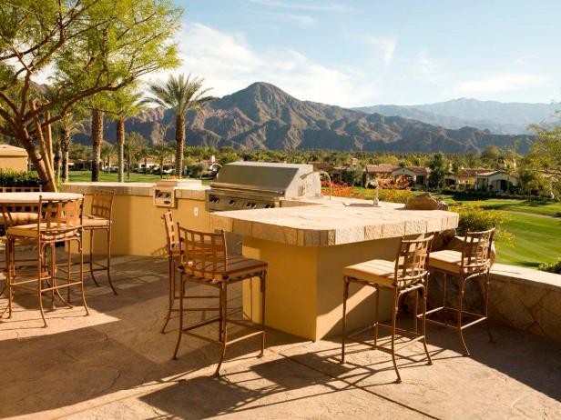 Mediterranean Style Patio with Built-in Grill Mediterranean Style Patio with Built-in Grill