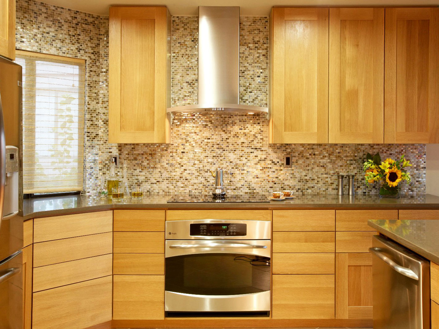 Yellow kitchen backsplash relisco.com