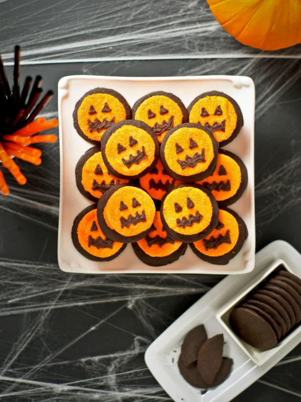 Halloween Marshmallow Jack-o'-Lantern Cookies Halloween Marshmallow Jack-o'-Lantern Cookies