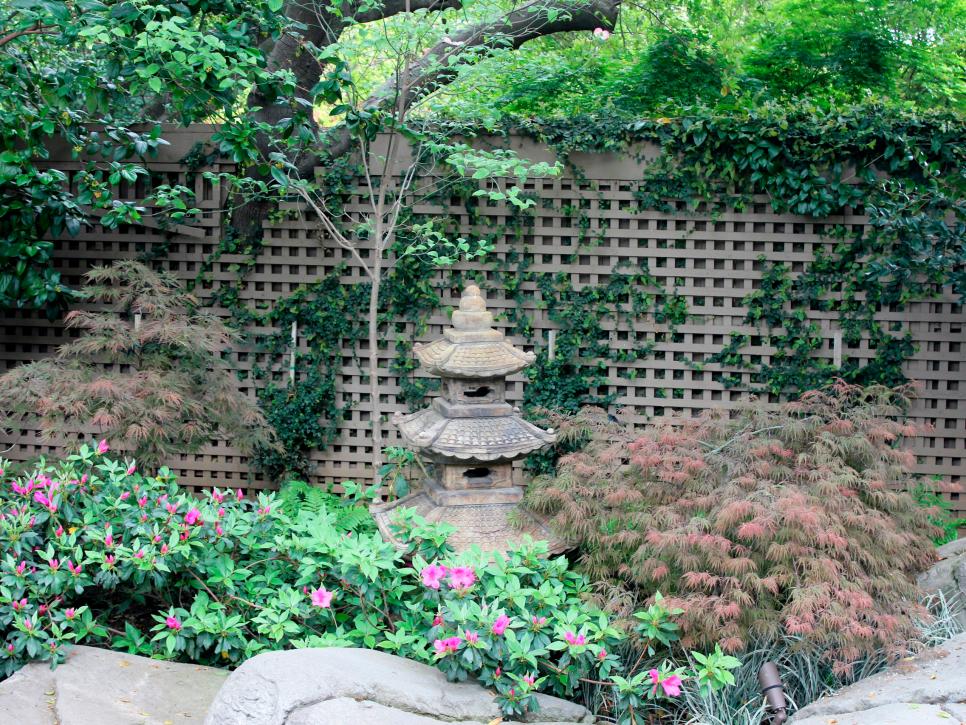 Asian Garden With Trellis