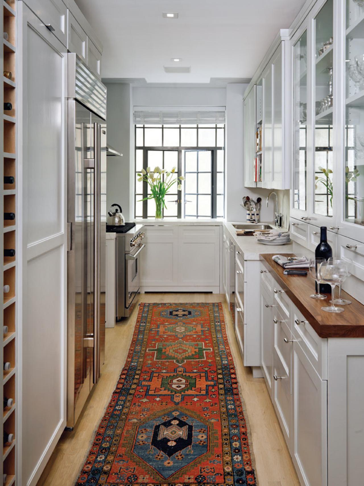 DP_Design-Development-white-traditional-kitchen_3x4.jpg.rend.hgtvcom.1280.1707.jpeg